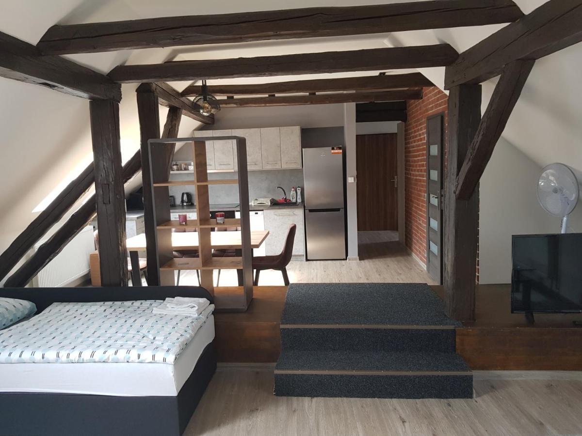 Apartmany Pod Klasterem Kladruby  Екстериор снимка