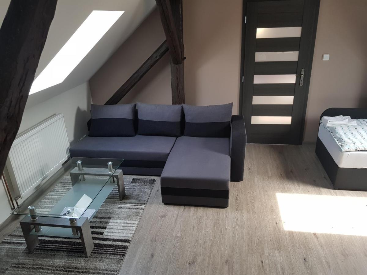 Apartmany Pod Klasterem Kladruby  Екстериор снимка