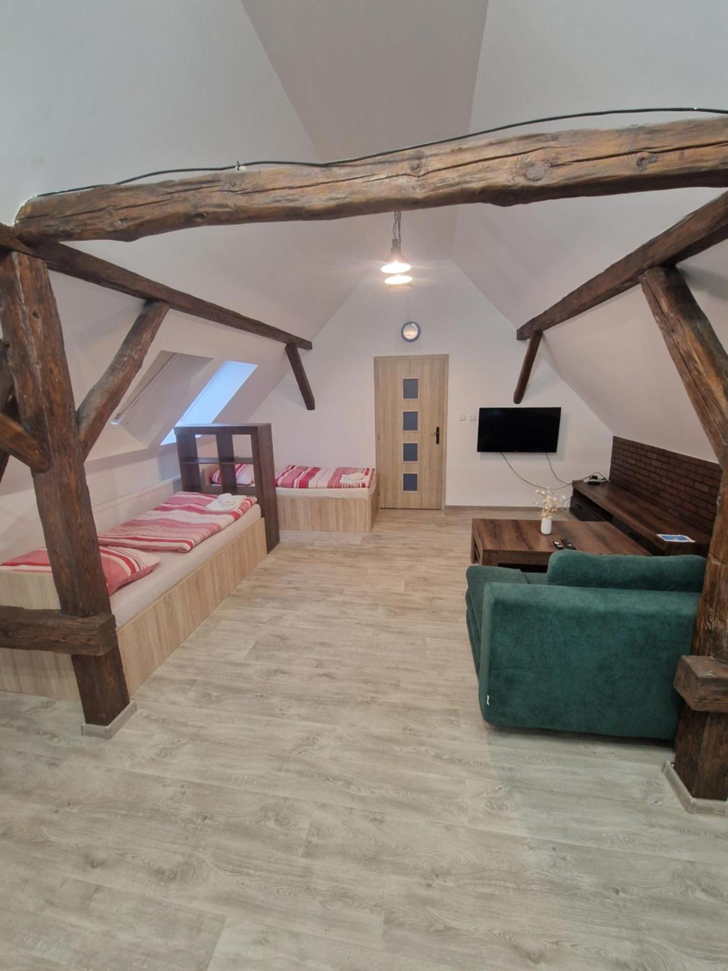 Apartmany Pod Klasterem Kladruby  Екстериор снимка